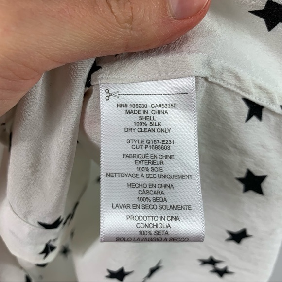 Equipment Signature Celebrity Star Print 100% Silk Button Down Shirt XXS - Picture 11 of 14